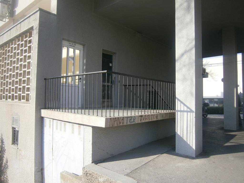 Neva Rooms Split Quarto foto