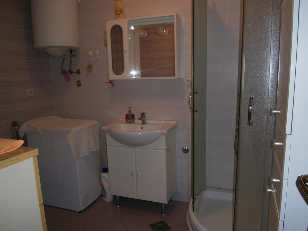 Neva Rooms Split Quarto foto
