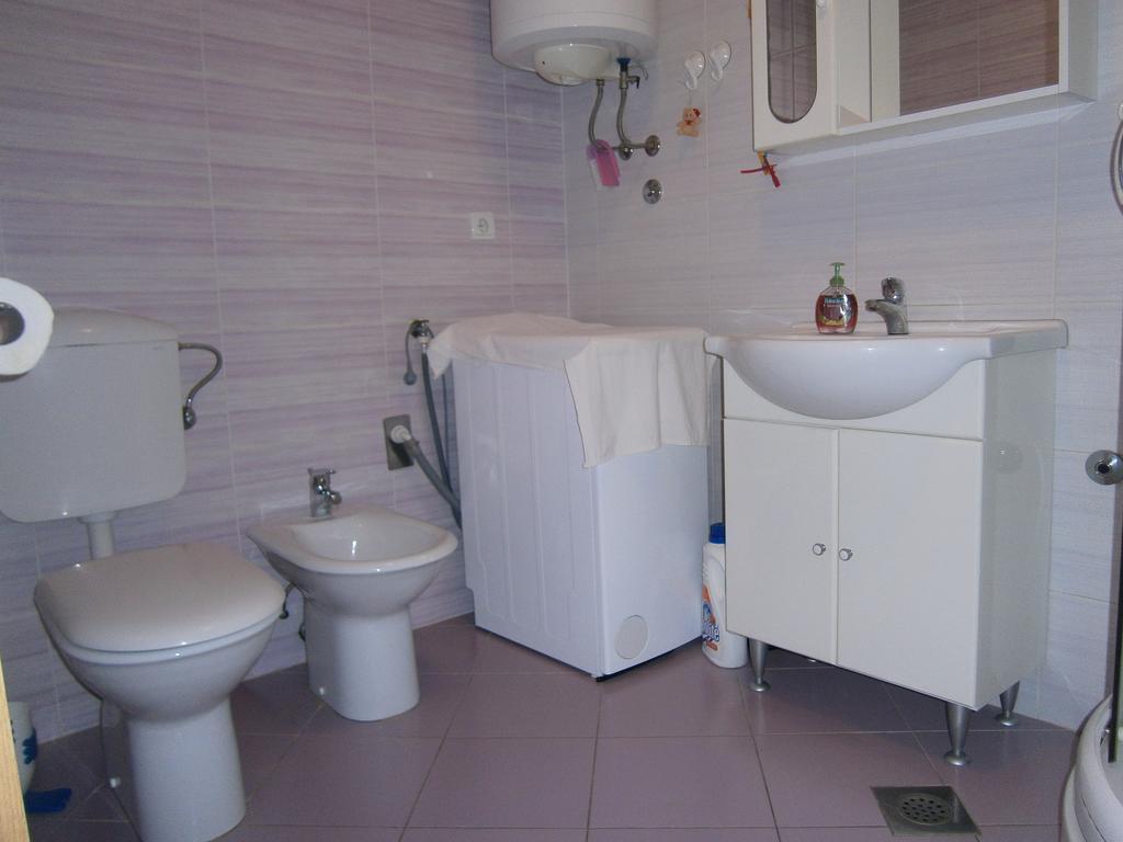 Neva Rooms Split Quarto foto